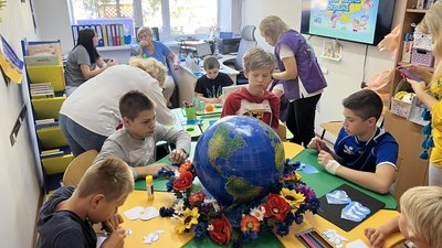 Навчання паралельно з лікуванням. У Миколаївській дитячій лікарні працює “Школа супергероїв” Навчання паралельно з лікуванням. У Миколаївській дитячій лікарні працює “Школа супергероїв”