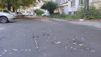 У Полтаві планують зробити ямковий ремонт покриття у дворах за майже 20 мільйонів гривень У Полтаві планують зробити ямковий ремонт покриття у дворах за майже 20 мільйонів гривень