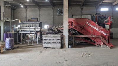 Вирощують картоплю та відновлюють систему меліорації: історія фермерського господарства Вирощують картоплю та відновлюють систему меліорації: історія фермерського господарства
