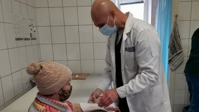 «Треба бути дуже уважним»: у Полтаві через ожеледицю до травмпункту звернулися два десятка людей «Треба бути дуже уважним»: у Полтаві через ожеледицю до травмпункту звернулися два десятка людей