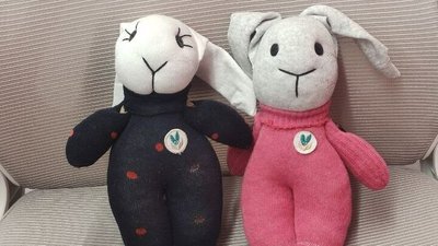 М'які іграшки для проєкту виготовляють зі шкарпеток