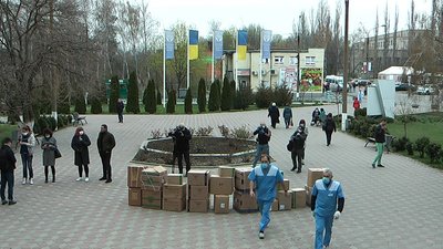 Запорізькі медики отримали засоби біозахисту
