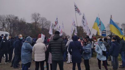 У Тернополі підприємці перекрили дорогу