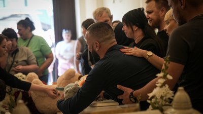 Прощання з Наталією Овчаровою та її донькою