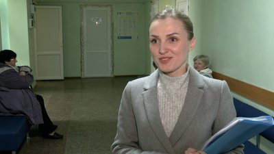 Пацієнтка сімейного лікаря Миколи Глущенка, який працює в Мені на Чернігівщині, виїхавши з окупованого Бердянська Пацієнтка сімейного лікаря Миколи Глущенка, який працює в Мені на Чернігівщині, виїхавши з окупованого Бердянська
