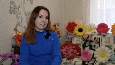 Квіти з синельного дроту