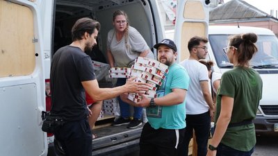 Польські волонтери привезли допомогу миколаївцям