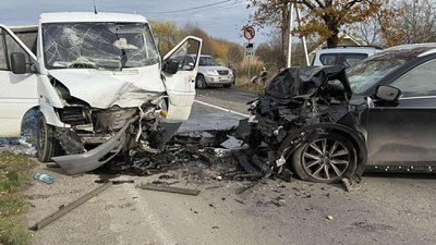 П'ятеро травмованих, серед них — 9-річна дитина: біля села Гать на Закарпатті сталася ДТП