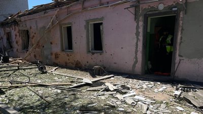 Наслідки авіаудару по Холодногірському району Харкова, 30 квітня 2024 року Наслідки авіаудару по Холодногірському району Харкова, 30 квітня 2024 року