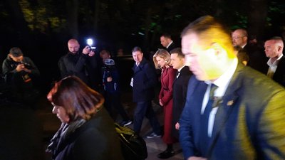 "Кристалічна стіна плачу" сербської художниці Марини Абрамович: фоторепортаж "Кристалічна стіна плачу" сербської художниці Марини Абрамович: фоторепортаж