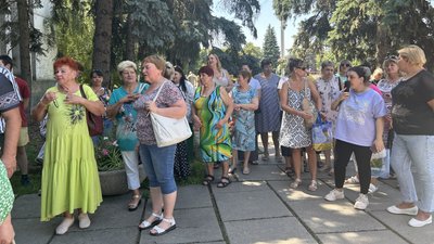 У Кременчуці протести проти приєднання лікарні "Придніпровська"