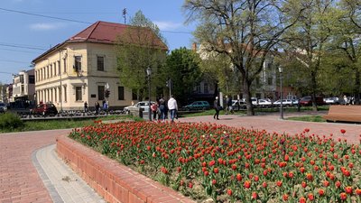 Ремонт площі Петефі в Ужгороді обіцяють завершити до кінця року. Чому призупинили роботи Ремонт площі Петефі в Ужгороді обіцяють завершити до кінця року. Чому призупинили роботи