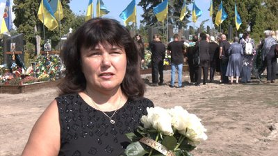Світлана Папроцька, однокласниця бійця Юрія Зливка Світлана Папроцька, однокласниця бійця Юрія Зливка