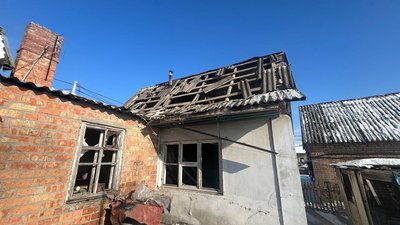 Нікопольщина, обстріли, війна, пошкоджені будинки