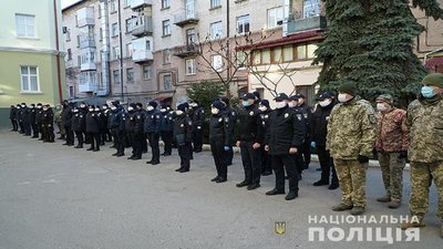 Пів сотні правоохоронців приступили до патрулювання в Тернополі Пів сотні правоохоронців приступили до патрулювання в Тернополі