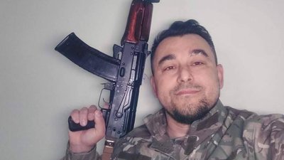 “У мене власні рахунки з цими людьми”. Колишні політв’язні Кремля воюють проти Росії “У мене власні рахунки з цими людьми”. Колишні політв’язні Кремля воюють проти Росії