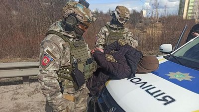 Поліція затримала підозрюваних у розбійному нападі на лісівника на Чернігівщині