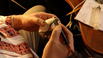 30 років створює писанки. Прикарпатець Олег Кіращук 30 років створює писанки. Прикарпатець Олег Кіращук
