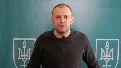Волонтери, що допомагають розбирати пошкоджені будинки в Чернігові: що встигли зробити за літо та як допомагала держава Волонтери, що допомагають розбирати пошкоджені будинки в Чернігові: що встигли зробити за літо та як допомагала держава