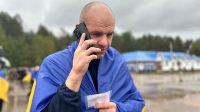 Звільнений військовий Віталій Павлов після обміну полоненими 2 жовтня