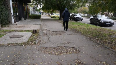 Плитка замість асфальту: коли в Миколаєві відремонтують тротуари Плитка замість асфальту: коли в Миколаєві відремонтують тротуари