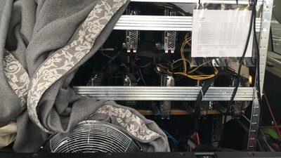 На українсько-польському кордоні митники вилучили у чоловіка 3 майнінгові ферми