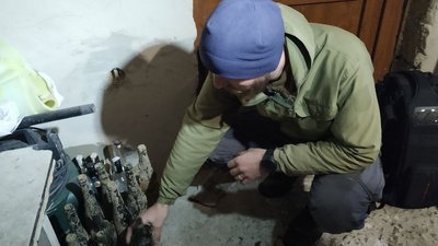 Скляні вази та сокири: як луцькі АТОвці після фронту налагоджують власну справу Скляні вази та сокири: як луцькі АТОвці після фронту налагоджують власну справу