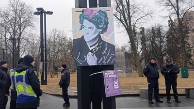 У Харкові 8 березня 2023 року пройшла виставка про ролі жінок під час війни