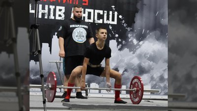 Дев’ятеро кропивничан виграли медалі Чемпіонат України з пауерліфтингу серед вихованців спортивних шкіл Дев’ятеро кропивничан виграли медалі Чемпіонат України з пауерліфтингу серед вихованців спортивних шкіл