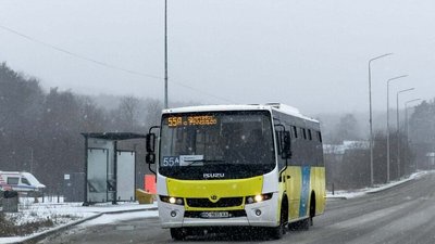 Автобус у Львівській громаді