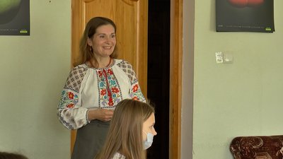 «Треба любити мову»: полтавка Вікторія Піскова понад 10 років пише радіодиктант «Треба любити мову»: полтавка Вікторія Піскова понад 10 років пише радіодиктант