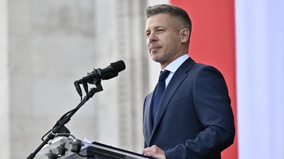 Петер Мадяр