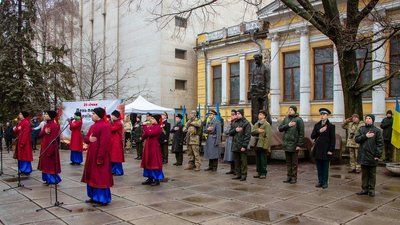 У Дніпрі вшанували пам’ять Героїв Крут