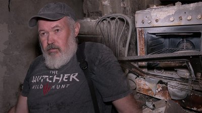 Мешканці 12-поверхівки у Харкові чекають на обстеження будинку після обстрілу: що кажуть чиновники