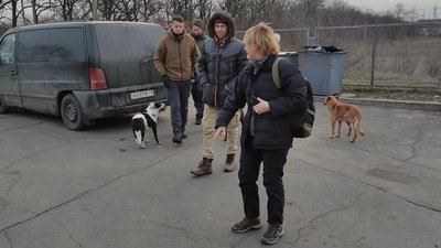 Нерозірвані снаряди, порубані дерева, наслідки пожеж: науковці оглянули Нацпарк "Кам'янська січ" на Херсонщині Нерозірвані снаряди, порубані дерева, наслідки пожеж: науковці оглянули Нацпарк "Кам'янська січ" на Херсонщині