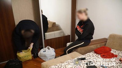 Cутенерку та жінок, які займалися проституцією, затримали поліцейські в Тернополі Cутенерку та жінок, які займалися проституцією, затримали поліцейські в Тернополі
