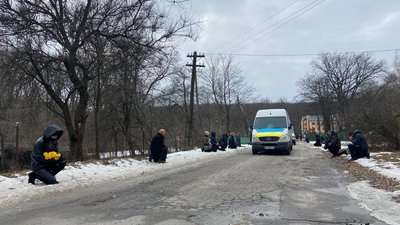 "Його образ — це великі карі очі": на Полтавщині попрощалися із сержантом Олександром Тараненком "Його образ — це великі карі очі": на Полтавщині попрощалися із сержантом Олександром Тараненком