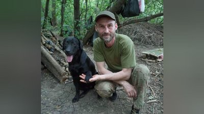 "Я пішов на війну за себе, дітей і за своїх предків". Як кулеметник 102 бригади Слава Костюк воює на фронті "Я пішов на війну за себе, дітей і за своїх предків". Як кулеметник 102 бригади Слава Костюк воює на фронті