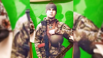 На Чернігівщині попрощалися з двома військовими, які загинули у бою На Чернігівщині попрощалися з двома військовими, які загинули у бою