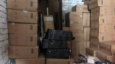 В Одесі вилучили тютюнові вироби на 2 млн грн В Одесі вилучили тютюнові вироби на 2 млн грн