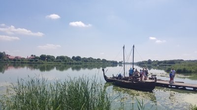 У Рівному пройшов Фестиваль стародавніх човнів. Як це було У Рівному пройшов Фестиваль стародавніх човнів. Як це було