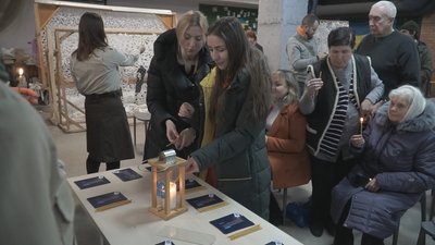 Вифлеємський вогонь миру привезли на Вінниччину. Кому його передадуть Вифлеємський вогонь миру привезли на Вінниччину. Кому його передадуть