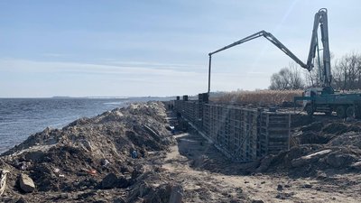 Прокуратура оскаржує будівництво у черкаській "Дахнівці" Прокуратура оскаржує будівництво у черкаській "Дахнівці"