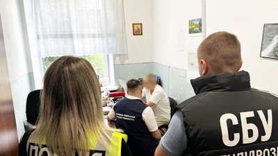 На Хмельниччині оголосили підозри посадовцям, які передали корпус лікарні під забудову