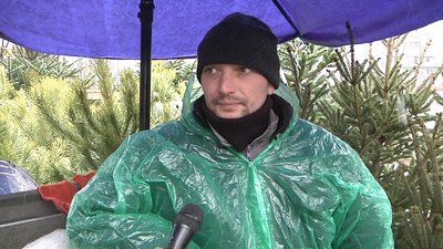 У Запоріжжі працюють 114 ялинкових майданчики У Запоріжжі працюють 114 ялинкових майданчики