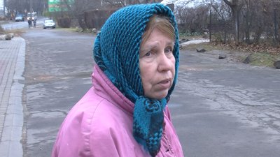 Пошкодили силовий кабель: у Луцьку вісім вулиць другий день – без світла Пошкодили силовий кабель: у Луцьку вісім вулиць другий день – без світла