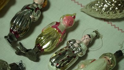Ялинкові прикраси 50-х років.