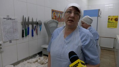 У місті паніка, а ми йдемо пекти хліб: як працювала єдина в Новгороді-Сіверському пекарня у березні 2022 року У місті паніка, а ми йдемо пекти хліб: як працювала єдина в Новгороді-Сіверському пекарня у березні 2022 року