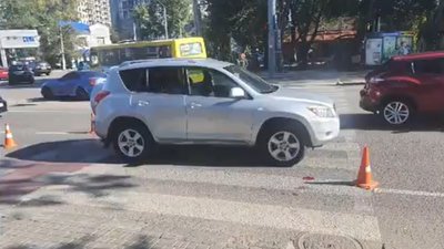 В Одесі під колеса авто потрапила 10-річна дитина В Одесі під колеса авто потрапила 10-річна дитина