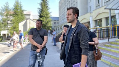 Батько хлопчика Ярослав Батько хлопчика Ярослав